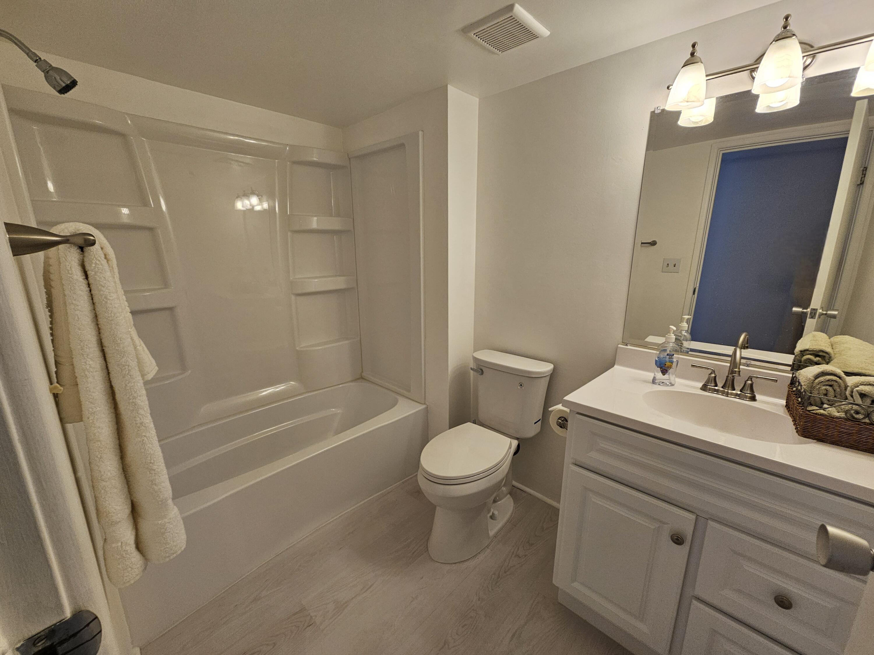 1215 South Maple Road, Unit 203 Ann Arbor, MI 48103 - Photo 12 of 23 20250430_122429