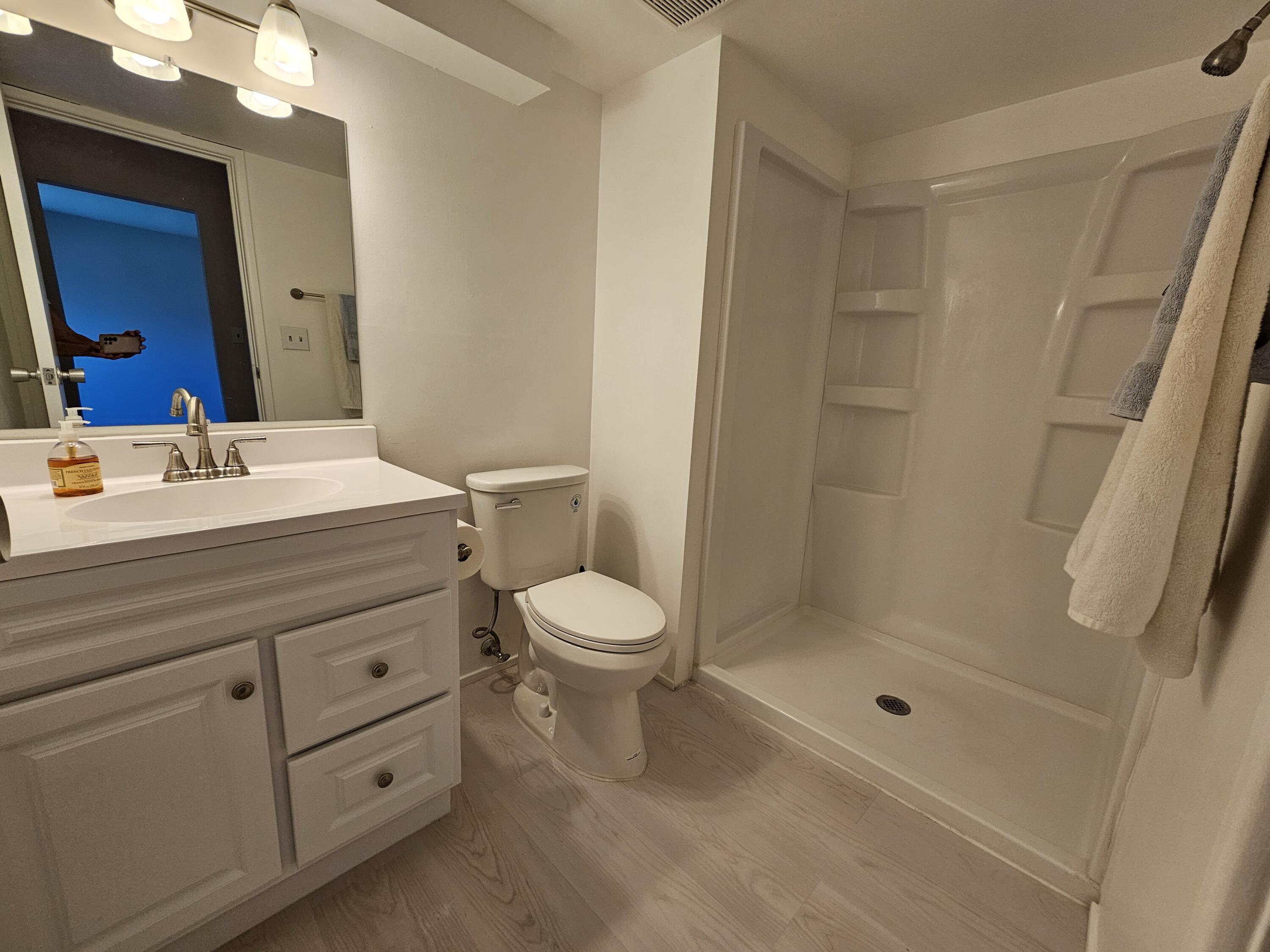 1215 South Maple Road, Unit 203 Ann Arbor, MI 48103 - Photo 8 of 23 20250430_122559