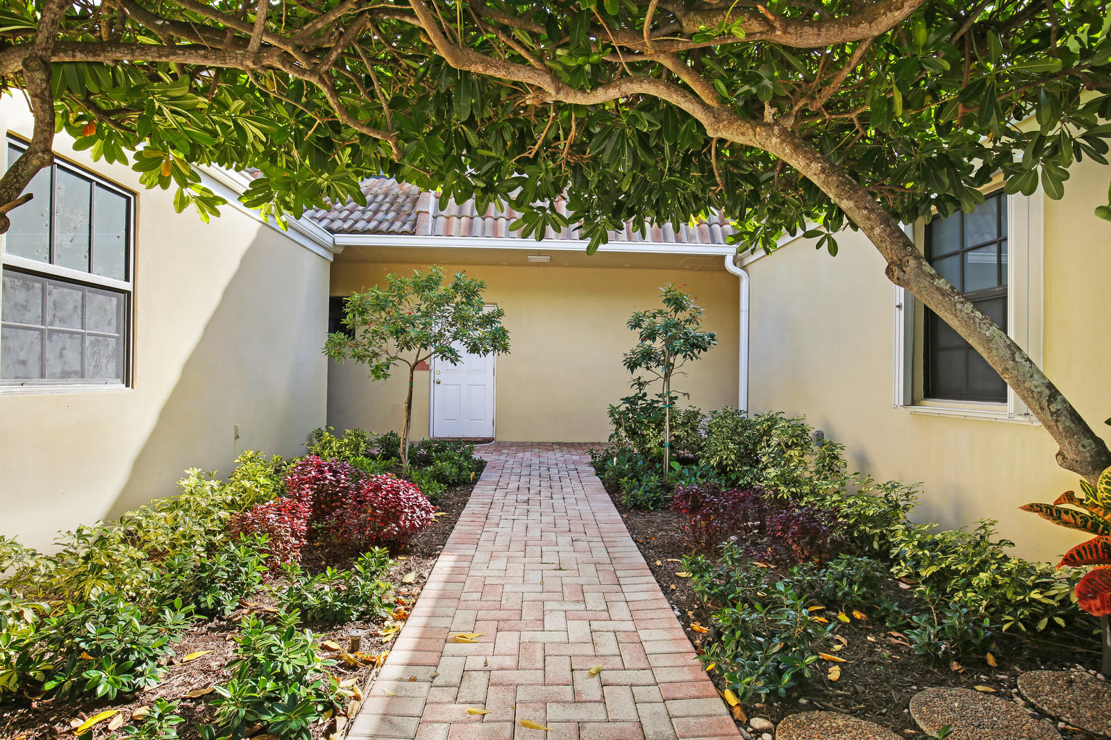 5720 Old Ocean Boulevard, Unit 3W Ocean Ridge, FL 33435 - Photo 2 of 27 03_image-2_mls
