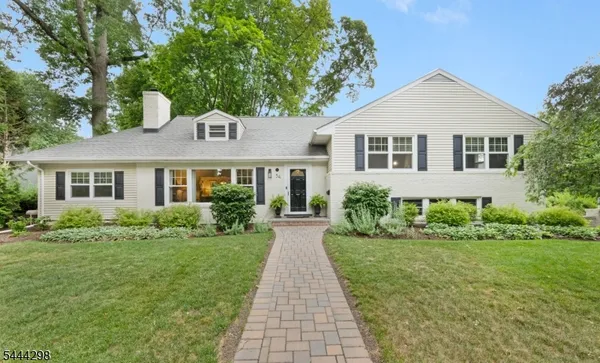 $1,299,000 | 54 Winding Way, Madison, NJ 07940