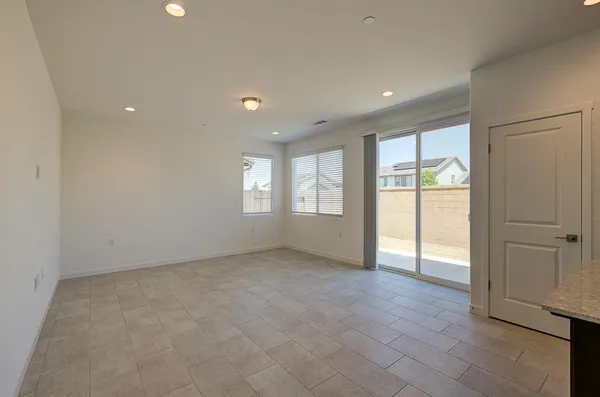 $465,000 | 291 Lucas Avenue South, Madera, CA 93636