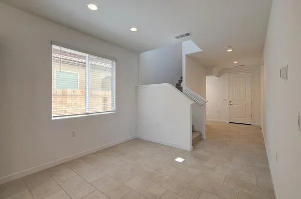 $465,000 | 291 Lucas Avenue South, Madera, CA 93636