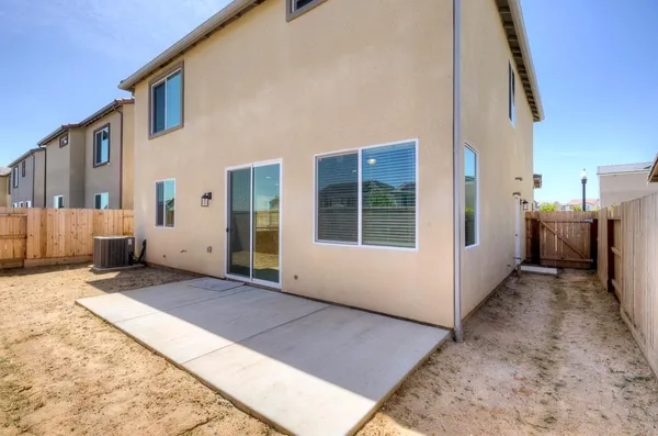 $465,000 | 291 Lucas Avenue South, Madera, CA 93636