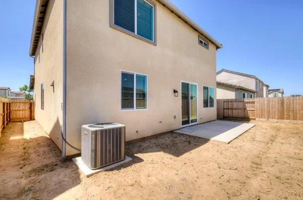 $465,000 | 291 Lucas Avenue South, Madera, CA 93636