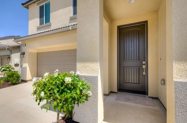 $465,000 | 291 Lucas Avenue South, Madera, CA 93636