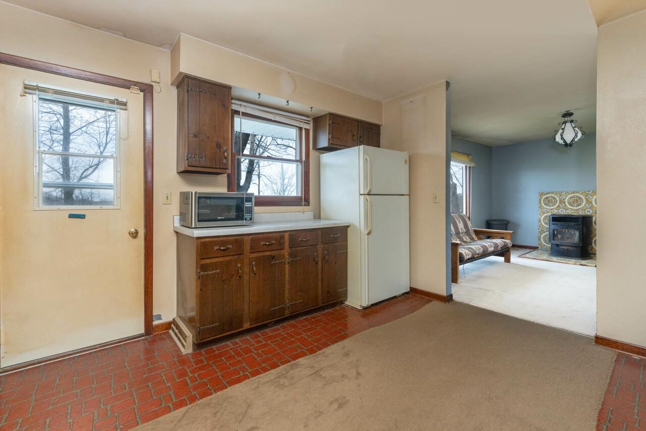 9533 Spring Road Garden Prairie, IL 61038 - Photo 12 of 41 Gallery Image 12
