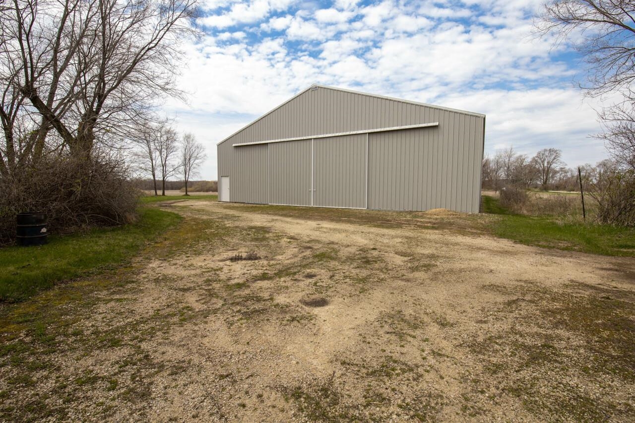 9533 Spring Road Garden Prairie, IL 61038 - Photo 21 of 41 Gallery Image 21