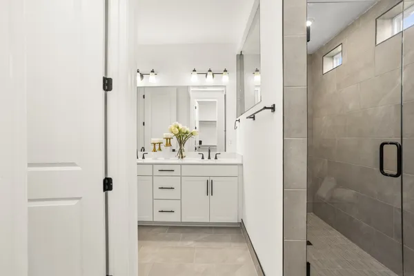 $444,990 | 1558 Oak Springs Drive, Columbia, TN 38401