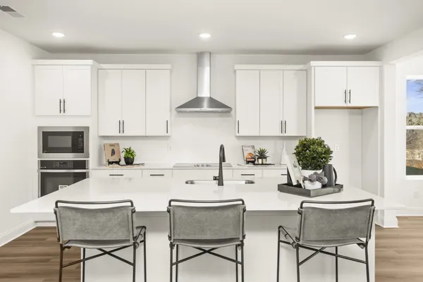 $444,990 | 1558 Oak Springs Drive, Columbia, TN 38401