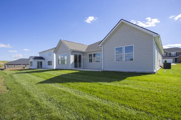 $444,990 | 1558 Oak Springs Drive, Columbia, TN 38401