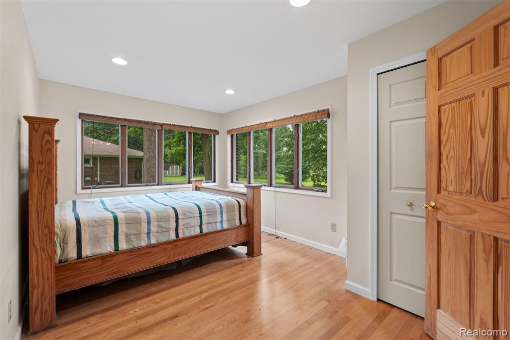 38481 Riverside Drive Clinton Township, MI 48036 - Photo 20 of 49 Gallery Image 20