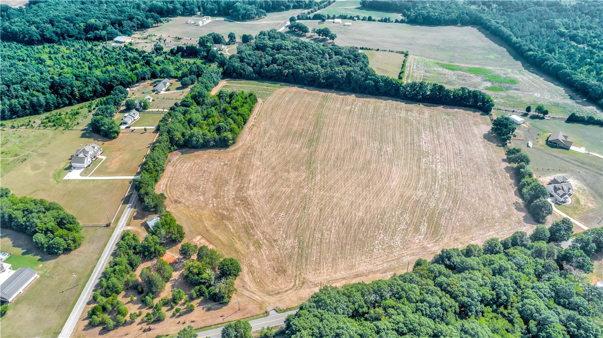 2801 Lebanon Road Pendleton, SC 29670 - Photo 2 of 11