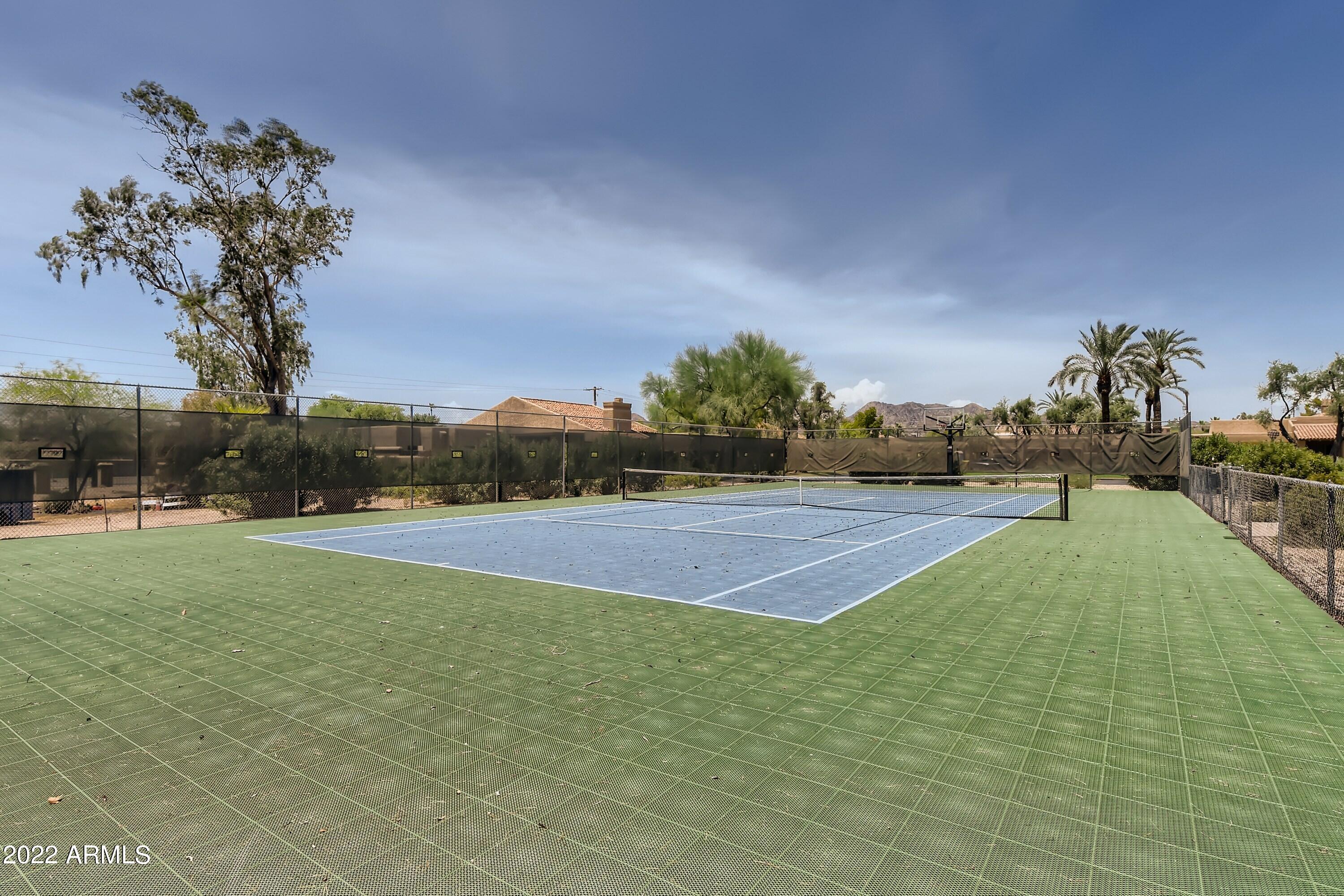 4438 East Camelback Road, Unit 152 Phoenix, AZ 85018 - Photo 29 of 30 3 tennis courts