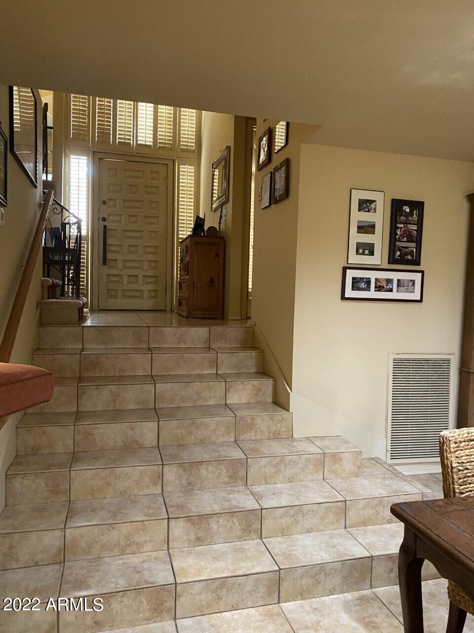 4438 East Camelback Road, Unit 152 Phoenix, AZ 85018 - Photo 4 of 30 Dramatic 2 story entry