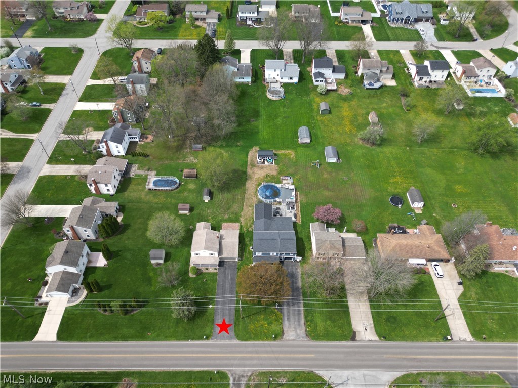6666 Clingan Road Youngstown, OH 44514 - Photo 40 of 41 View of Clingan Rd. into the neighborhood behind