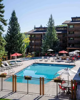$1,150,000 | 30 Anderson Lane, Unit 806, Snowmass Village, CO 81615