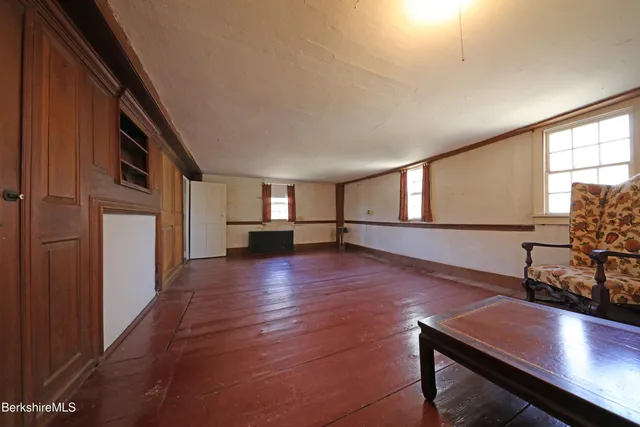 $340,000 | 254 Main Street, Sheffield, MA 01257