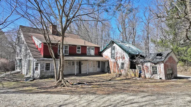 $340,000 | 254 Main Street, Sheffield, MA 01257
