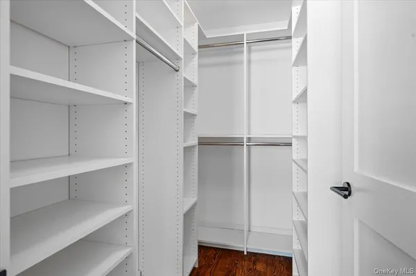 $4,500 | 422 East Boston Post Road, Unit 302, Mamaroneck, NY 10543