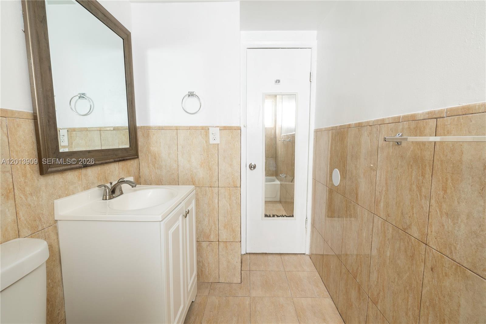 1091 Southwest 4th Street, Unit 1 Miami, FL 33130 - Photo 3 of 24