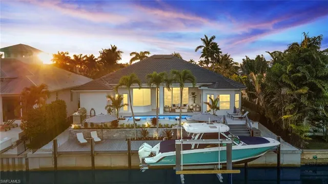 $5,577,000 | 1955 Tarpon Road, Naples, FL 34102