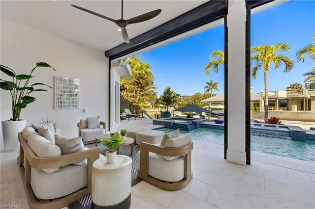 $5,577,000 | 1955 Tarpon Road, Naples, FL 34102