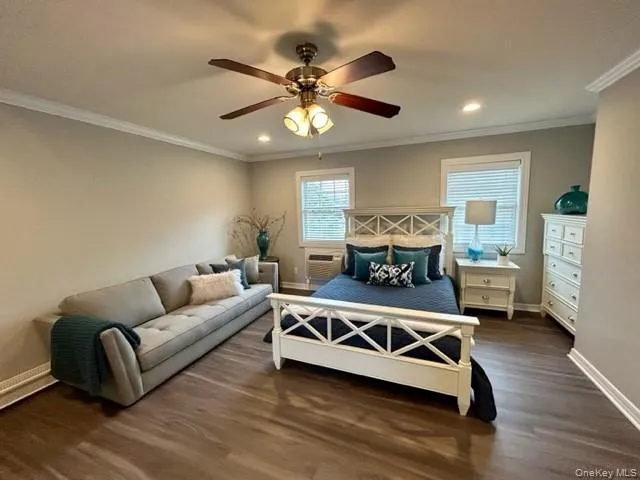 $2,195 | 184 Hallock Road, Unit 6A2, Lake Grove, NY 11755