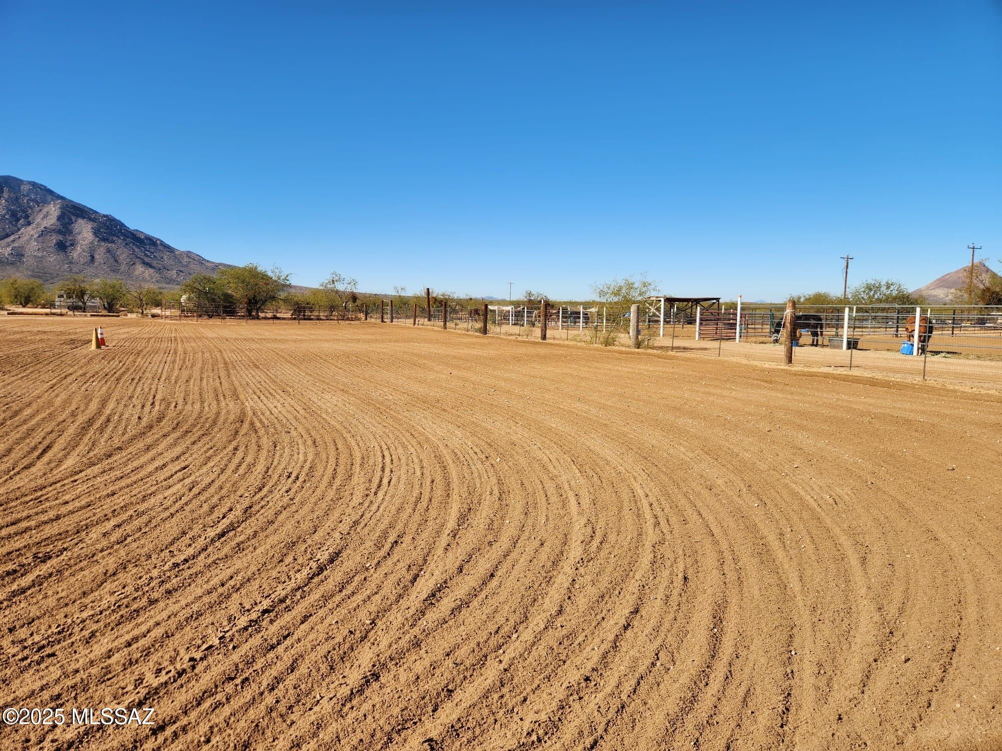 12440 South Coleman Road Tucson, AZ 85735 - Photo 22 of 45 a view of an ocean