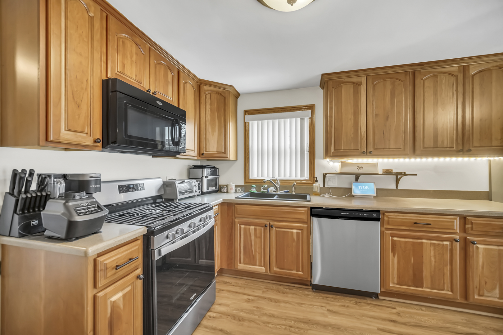 5100 South Rutherford Avenue Chicago, IL 60638 - Photo 14 of 44