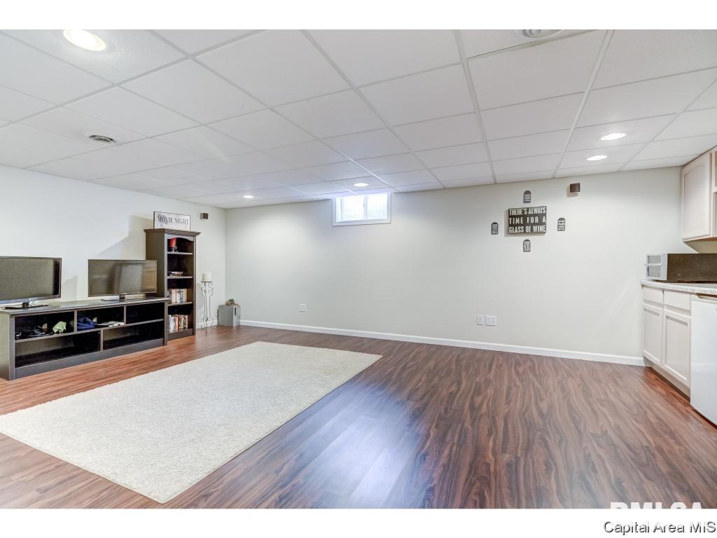 3109 Sequoia Drive Springfield, IL 62712 - Photo 33 of 35 Gallery Image 33