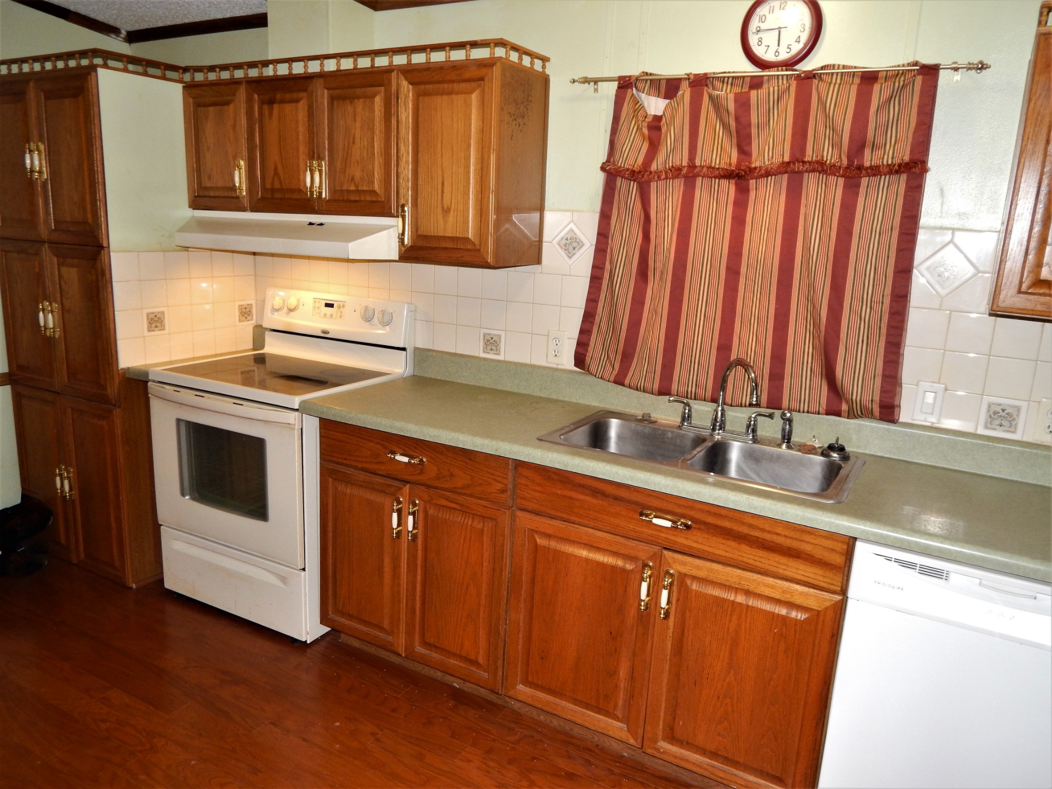 1722 Natural Bridge Road Waynesboro, TN 38485 - Photo 16 of 38 Gallery Image 16