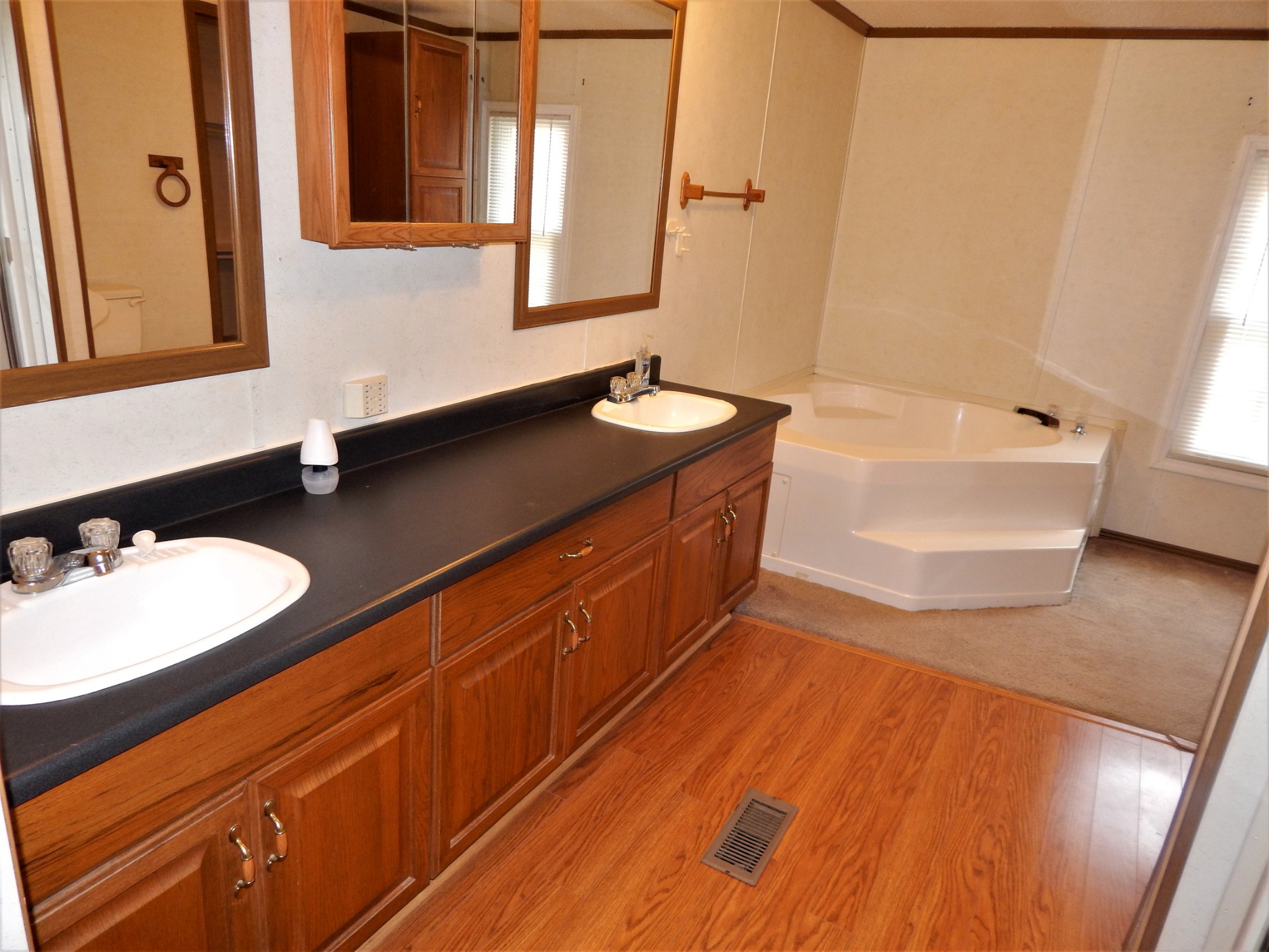 1722 Natural Bridge Road Waynesboro, TN 38485 - Photo 20 of 38 Gallery Image 20