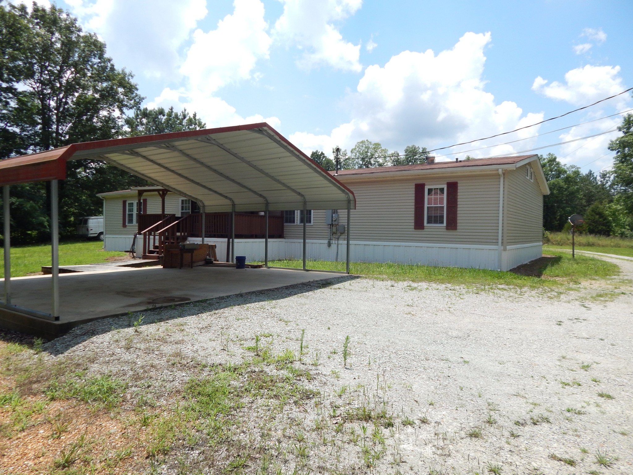 1722 Natural Bridge Road Waynesboro, TN 38485 - Photo 4 of 38 Gallery Image 4