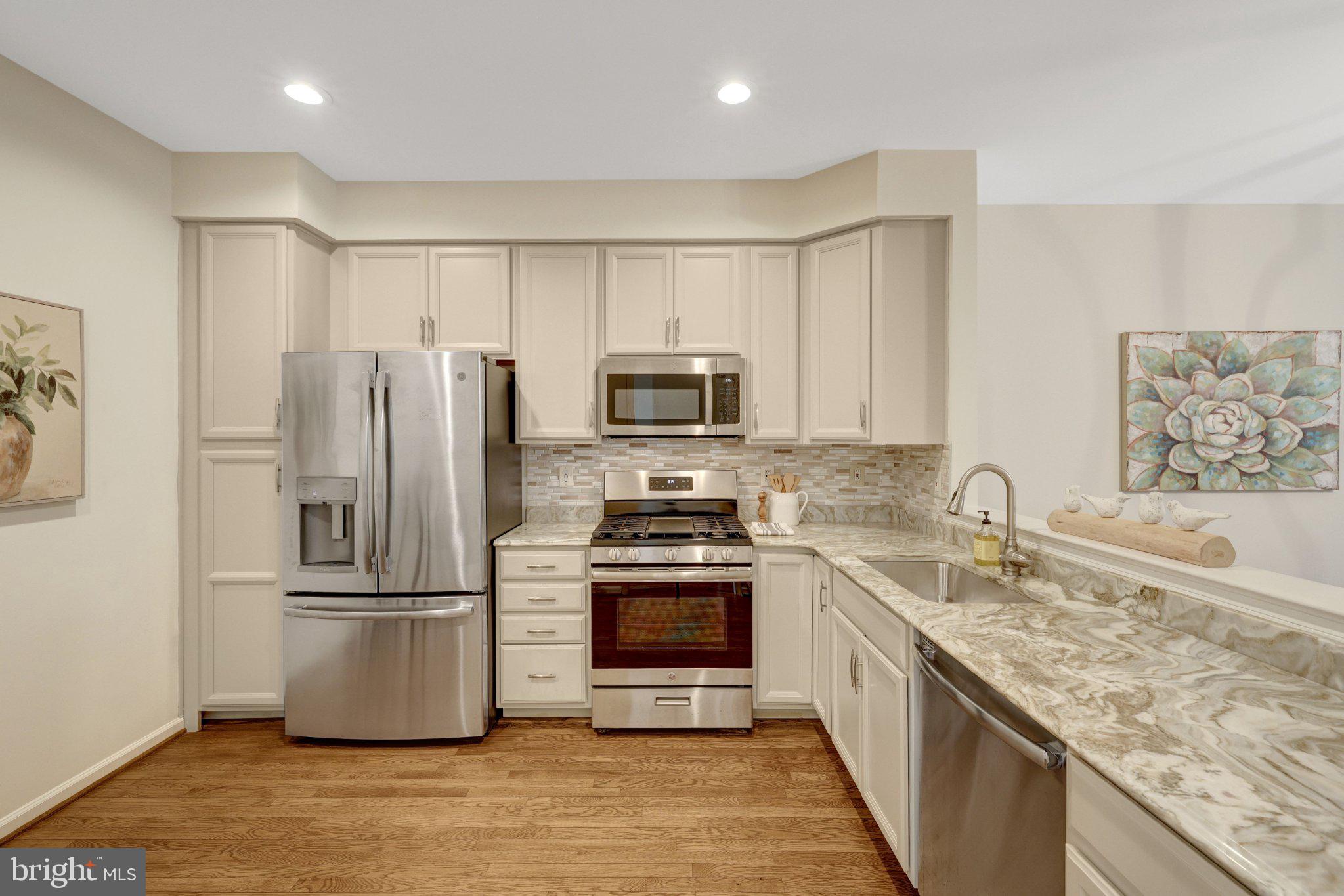 1258 Woodbrook Court Reston, VA 20194 - Photo 6 of 56 Kitchen
