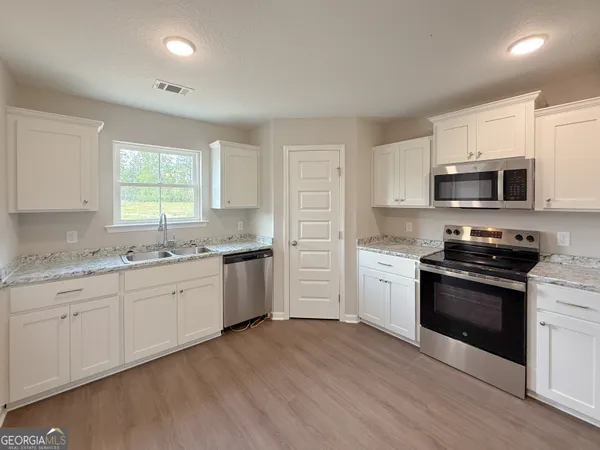 $236,400 | 4348 Deloach Church Road, Claxton, GA 30417