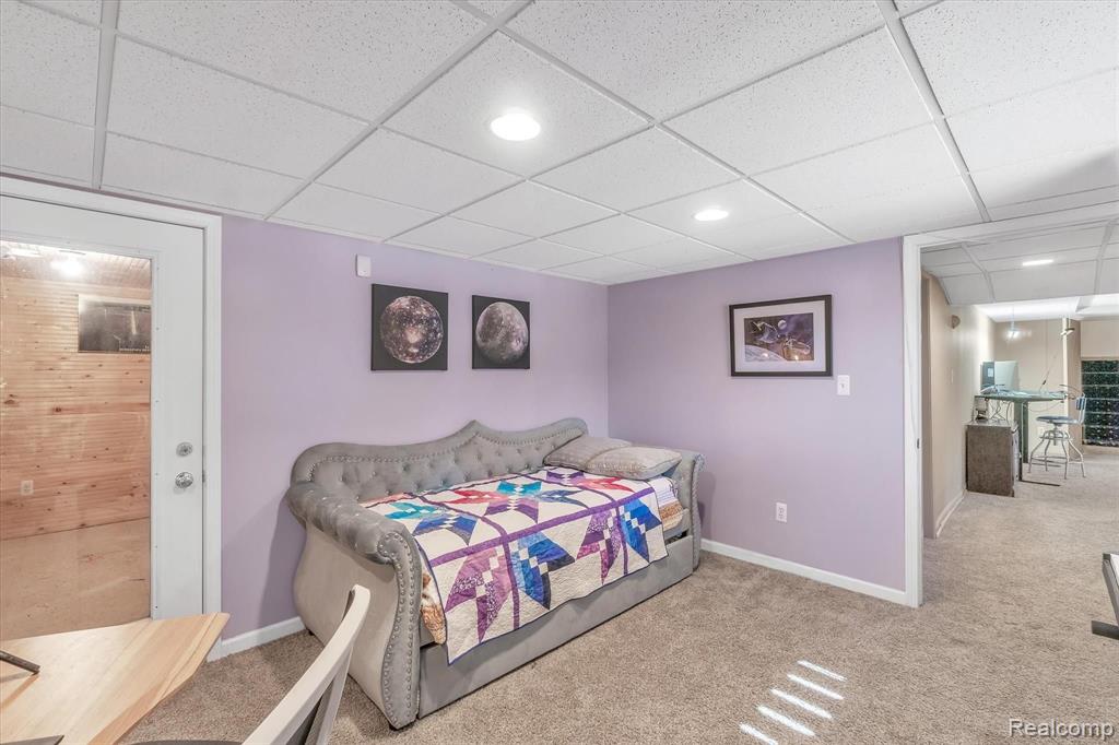 34412 Quaker Valley Road Farmington Hills, MI 48331 - Photo 47 of 57