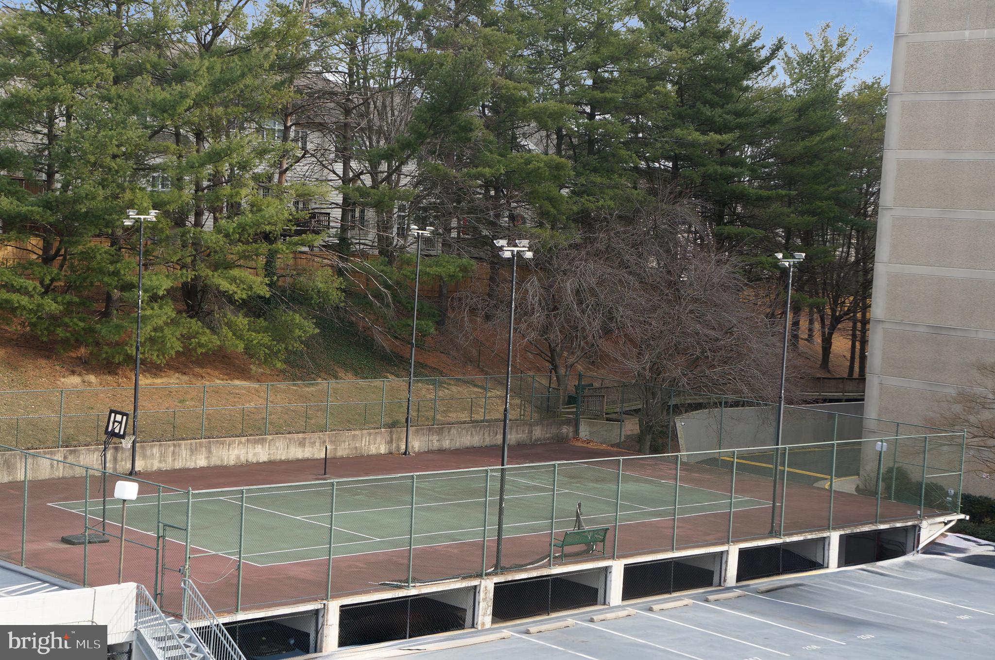 6101 Edsall Road, Unit 701 Alexandria, VA 22304 - Photo 17 of 28