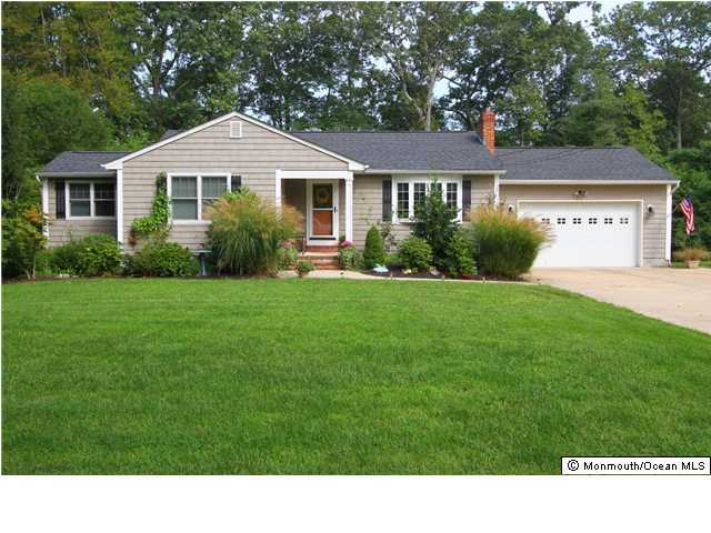 11 Hill Road Middletown, NJ 07738 - Photo 1 of 3 Primary Photo