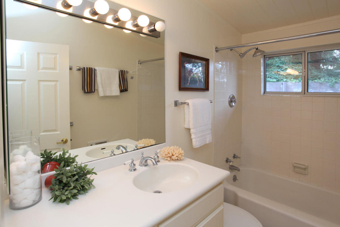 460 San Ysidro Road, Unit H Santa Barbara, CA 93108 - Photo 12 of 20 15