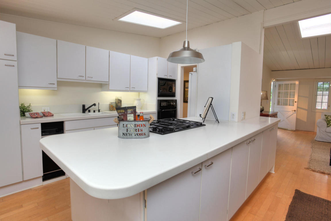 460 San Ysidro Road, Unit H Santa Barbara, CA 93108 - Photo 8 of 20 8