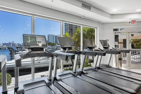 $1,400,000 | 3340 Northeast 190th Street, Unit 1808, Aventura, FL 33180