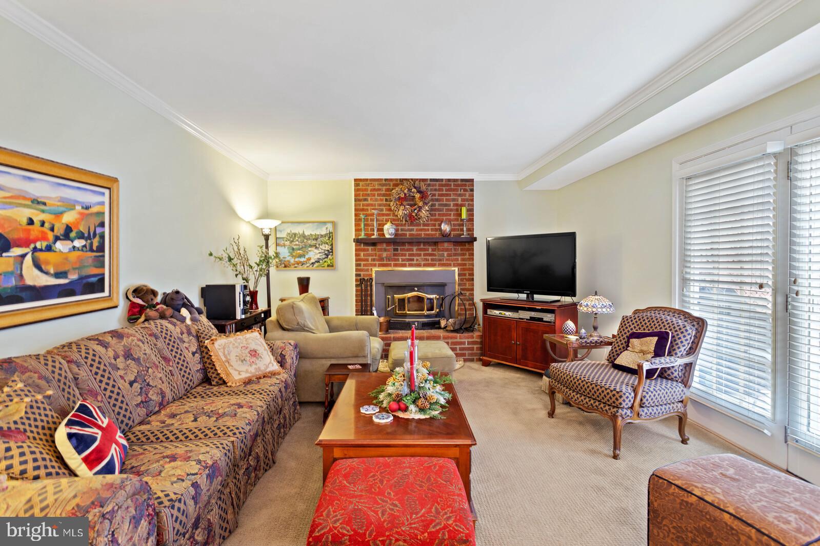 12529 Bunche Road Fairfax, VA 22030 - Photo 11 of 31 Gallery Image 11
