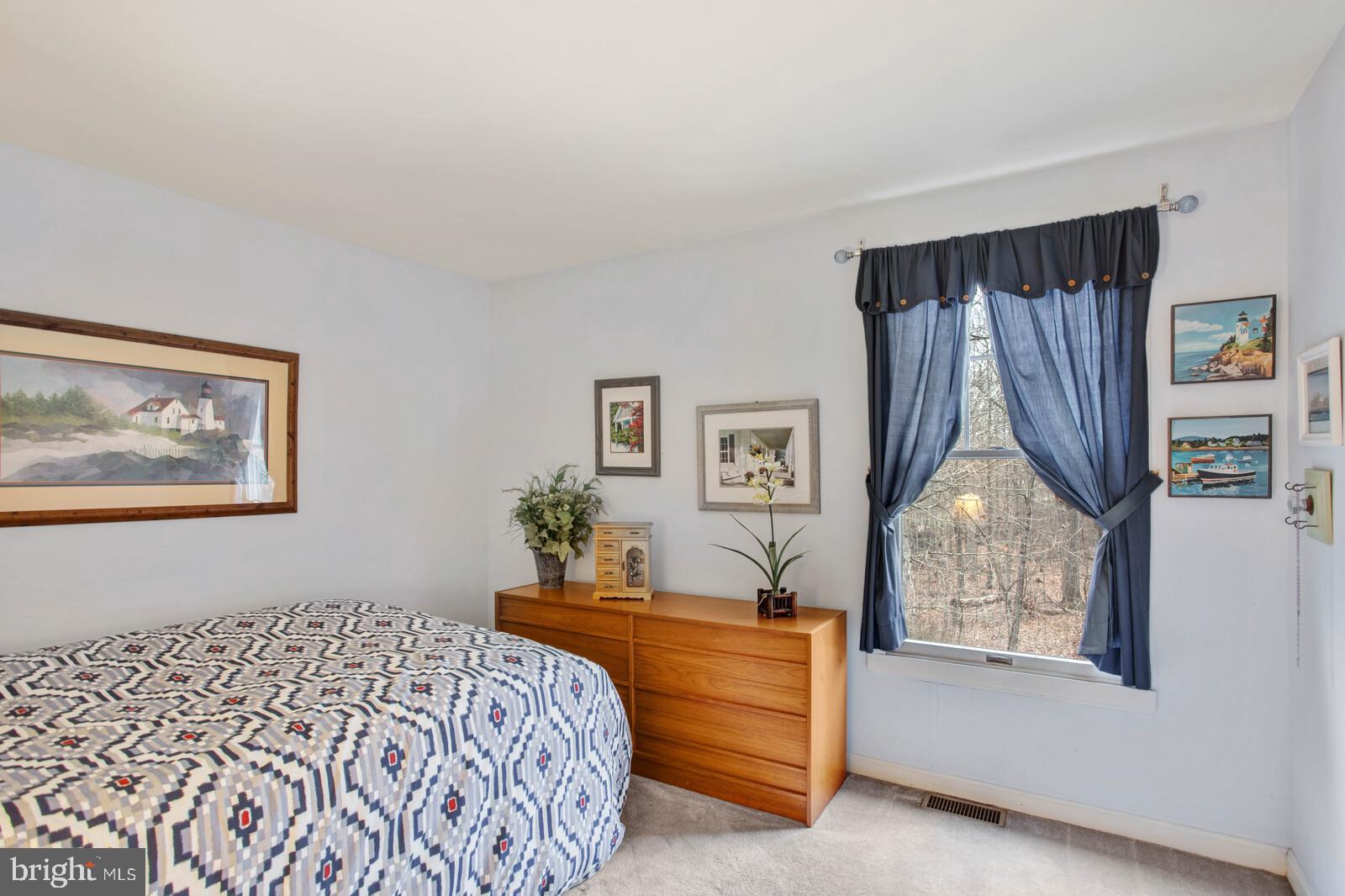 12529 Bunche Road Fairfax, VA 22030 - Photo 22 of 31 Gallery Image 22