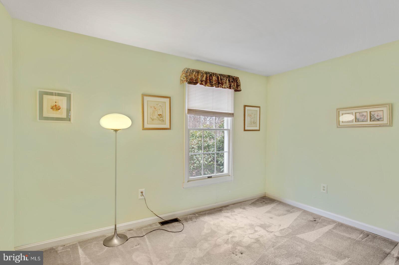 12529 Bunche Road Fairfax, VA 22030 - Photo 24 of 31 Gallery Image 24