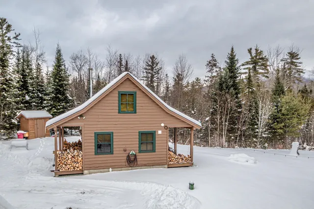 $410,000 | 3 Chellie Lane, Northumberland, NH 03584