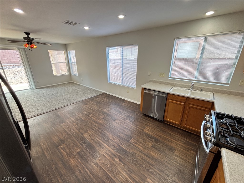 3237 Little Stream Street Las Vegas, NV 89135 - Photo 14 of 38