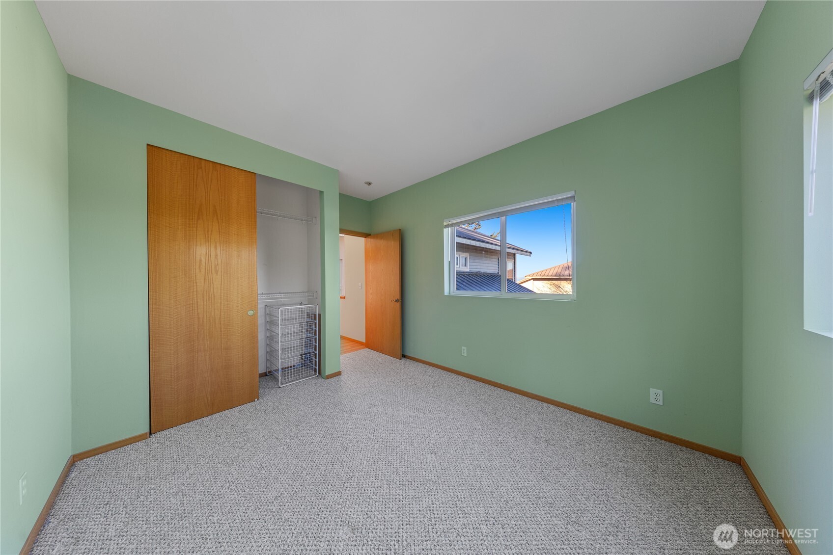 2337 West Beach Road Oak Harbor, WA 98277 - Photo 18 of 39