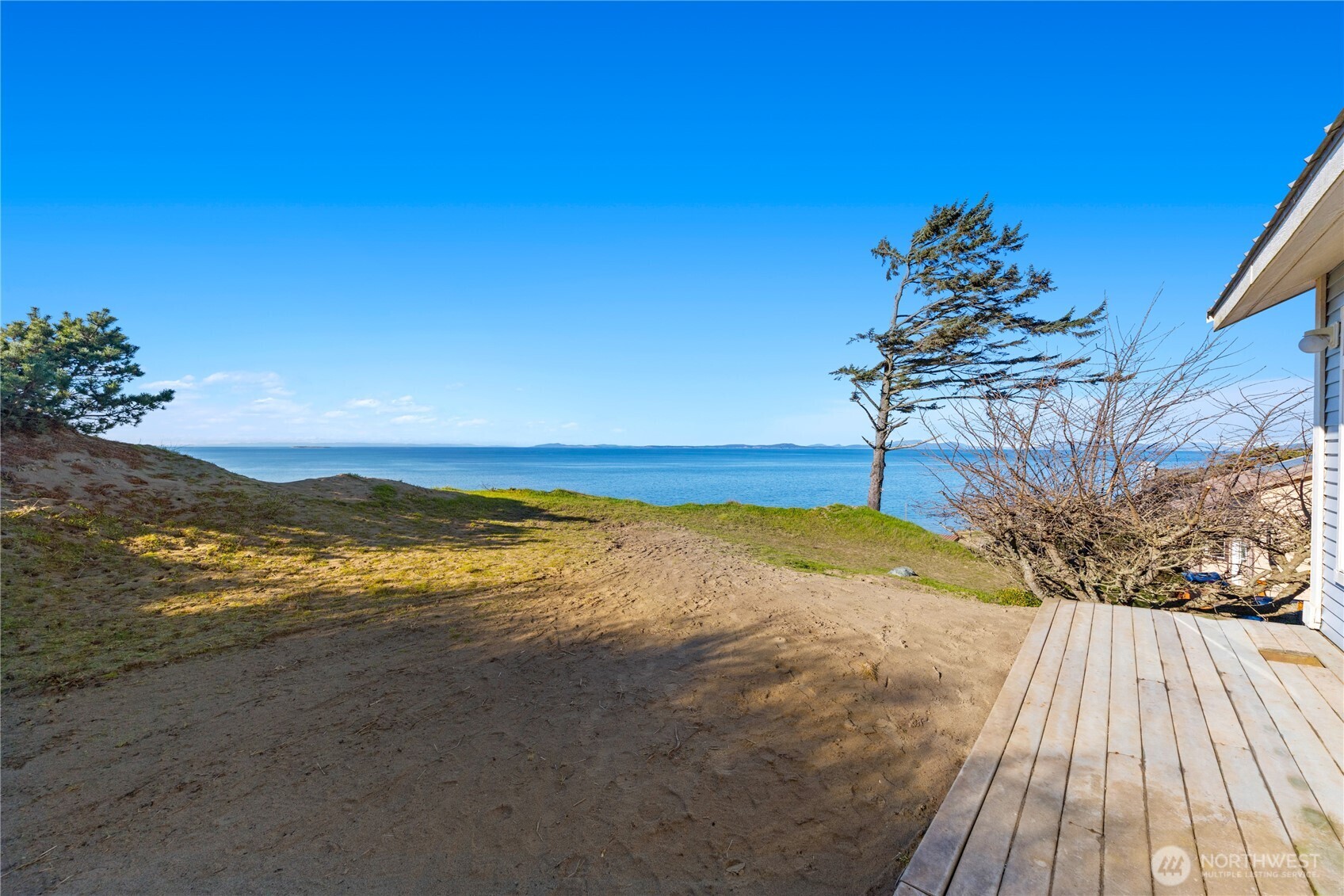 2337 West Beach Road Oak Harbor, WA 98277 - Photo 33 of 39