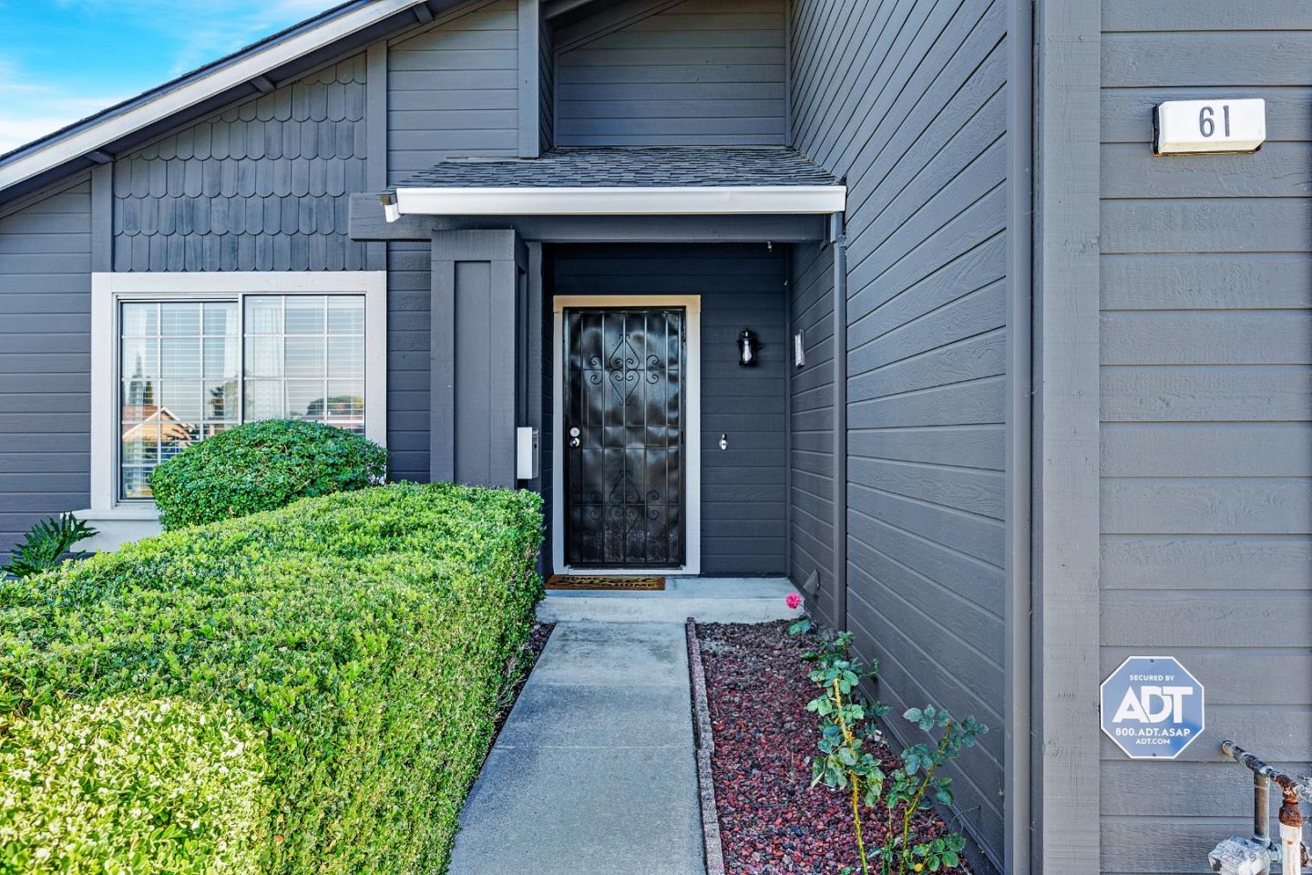 61 Kenneth Court Bay Point, CA 94565 - Photo 2 of 34 Gallery Image 2