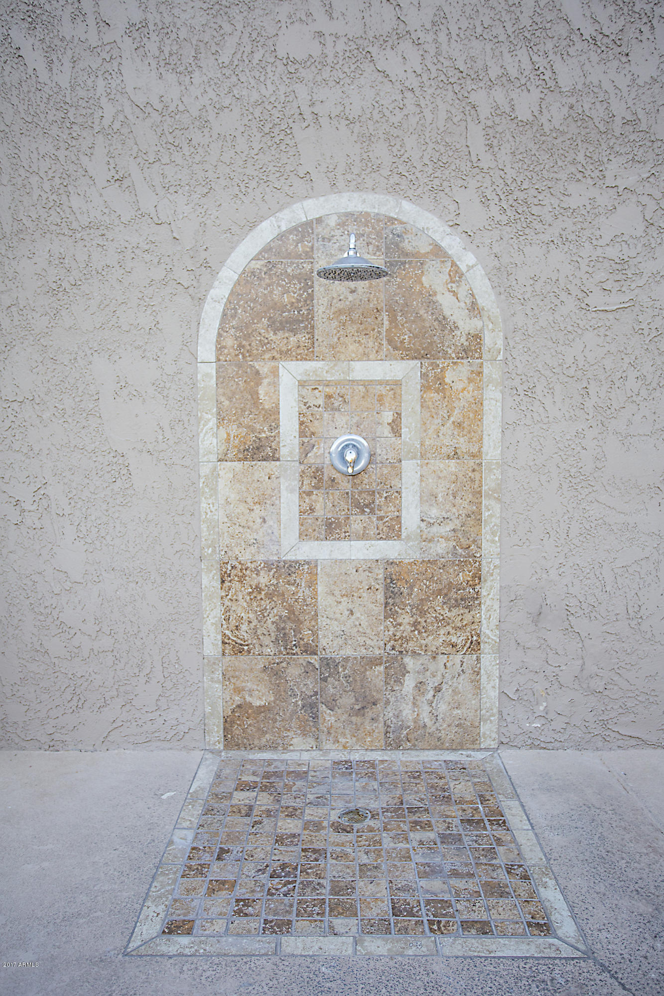 5525 East Thomas Road, Unit R10 Phoenix, AZ 85018 - Photo 16 of 19 Shower